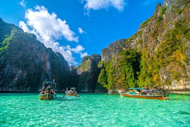 Pileh Blue Lagoon Phi Phi Island Thailand 231208 1487 1